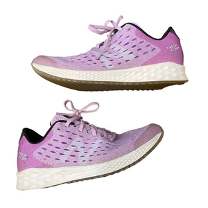 EUC New Balance Shoes size‎ 5